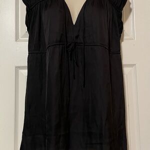 Black Old Navy Maternity Top- Small